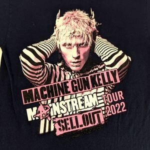 Machine Gun Kelly (KE01) Mainstream Sellout Tour 2022 w/Concert Cities